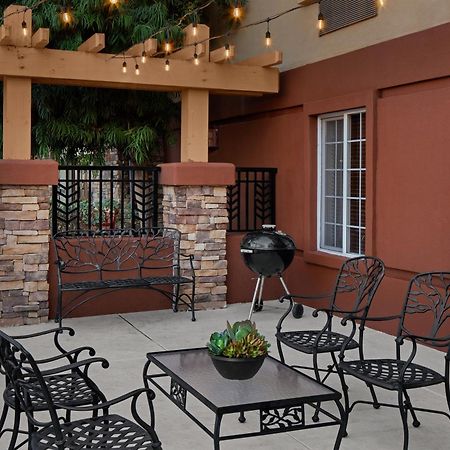 Larkspur Landing Extended Stay Suites Рентон Экстерьер фото